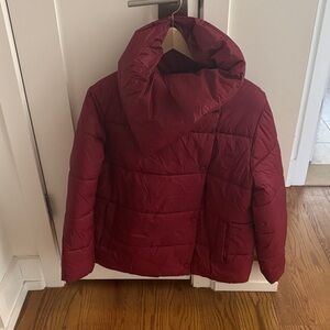 Banana Republic stunning burgundy/red puffer